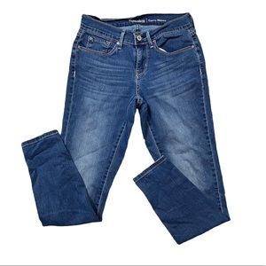 Levi Strauss signature curvy skinny size 4